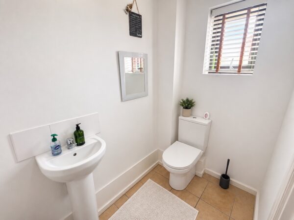 Ager Avenue, Dagenham, RM8