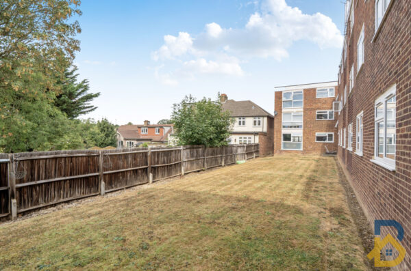 Tyrells Close, Upminster, RM14