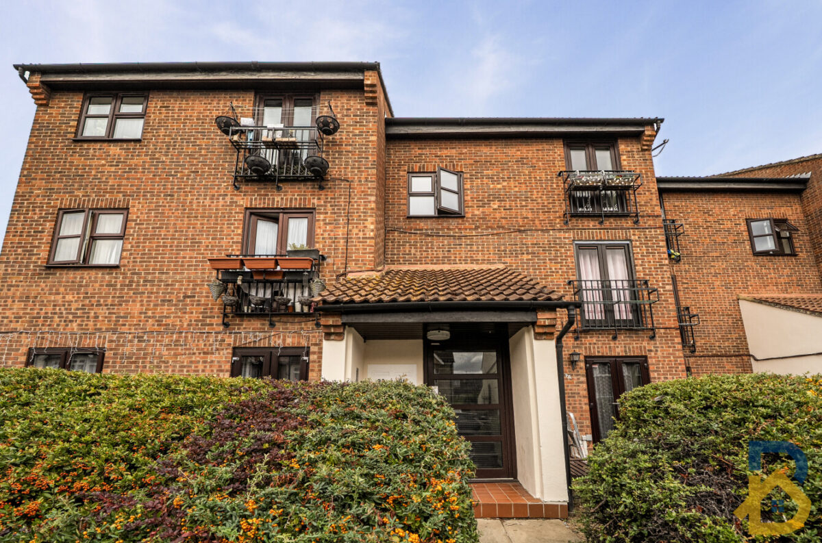 Shafter Road, Dagenham, RM10