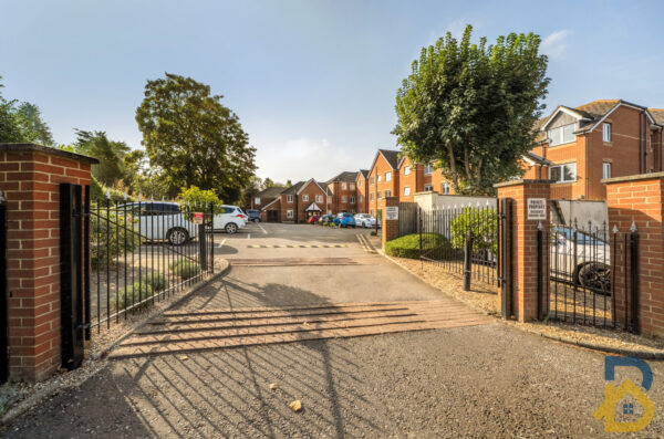 Mavis Grove, Draper Court Mavis Grove, RM12