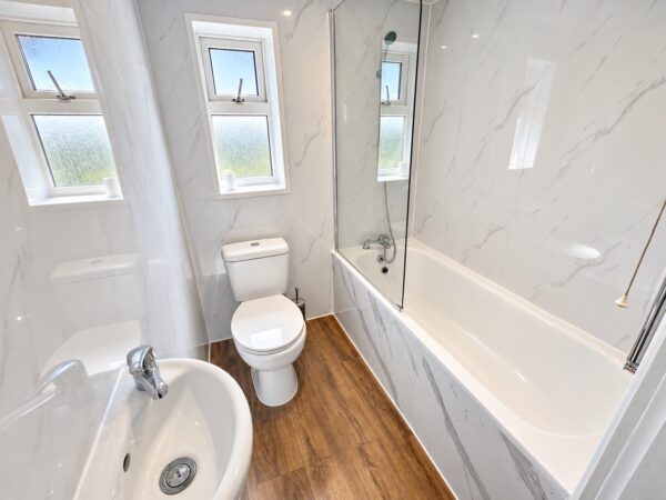 Ivyhouse Road, Dagenham, RM9