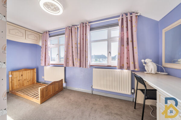 Upminster Road North, Rainham, RM13