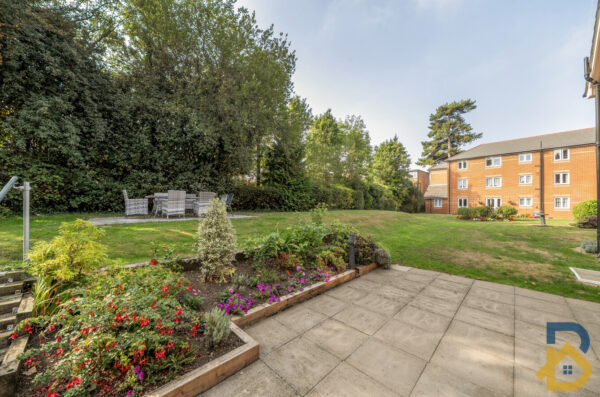 Mavis Grove, Draper Court Mavis Grove, RM12