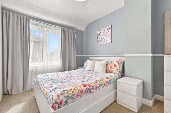 St. Georges Road, Dagenham, RM9
