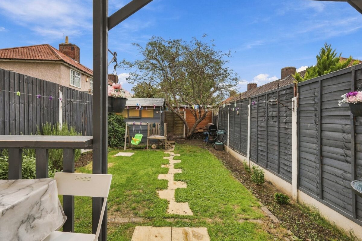 St. Georges Road, Dagenham, RM9