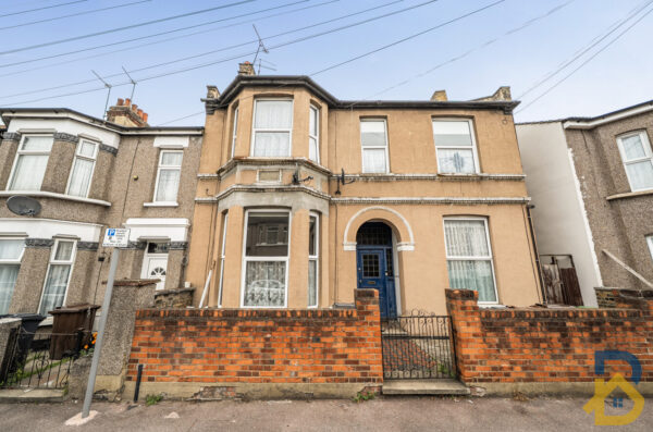 Glenny Road, Barking, IG11