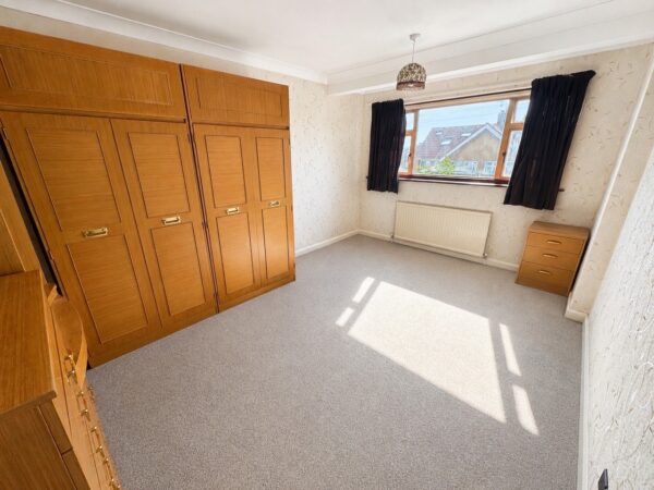 Surrey Drive, Hornchurch, RM11
