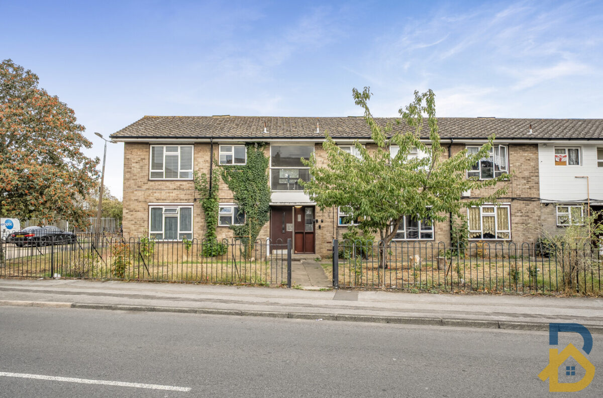 Cherry Tree Lane, Rainham, RM13