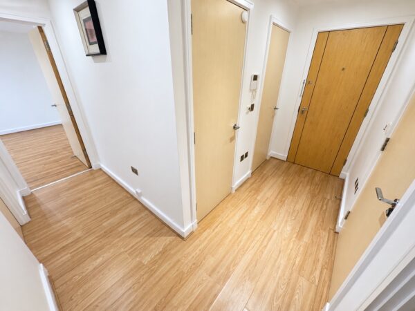 Western Gateway, Westgate Apartments, E16
