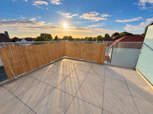 Station Lane, Hornchurch, RM12