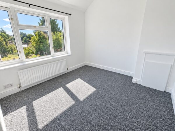 Ivyhouse Road, Dagenham, RM9