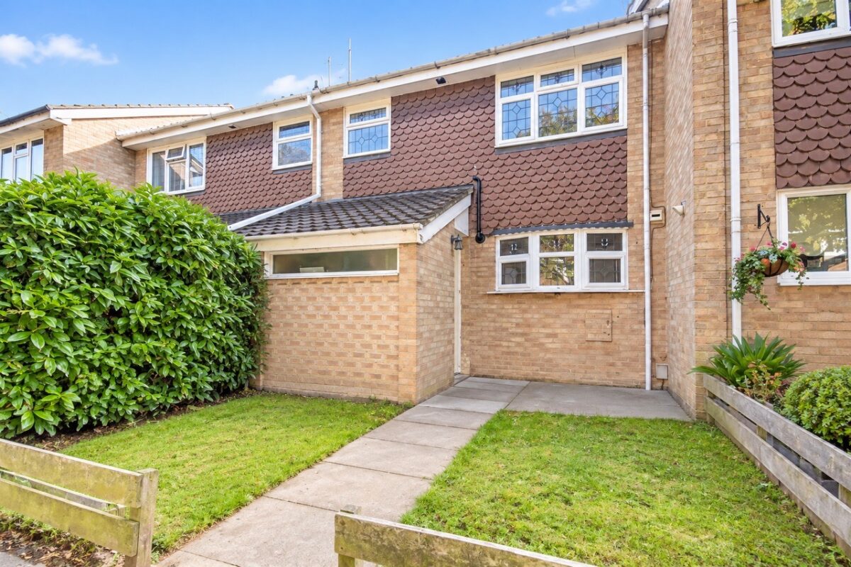 Crane Close, Dagenham, RM10