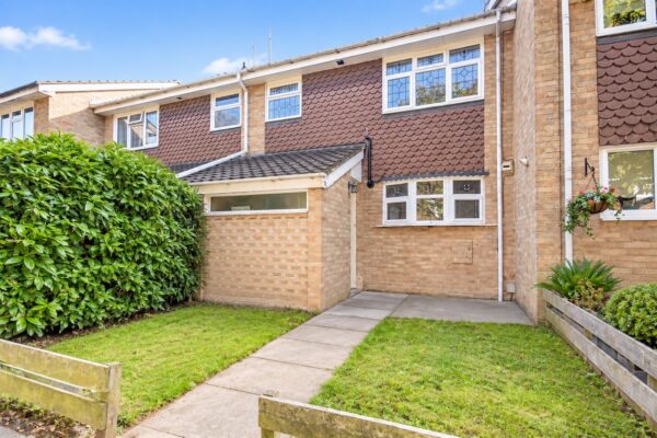 Crane Close, Dagenham, RM10