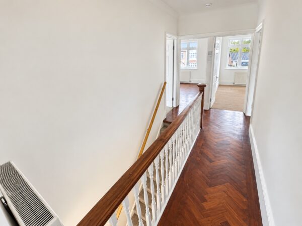 Hornchurch Road, Hornchurch, RM11