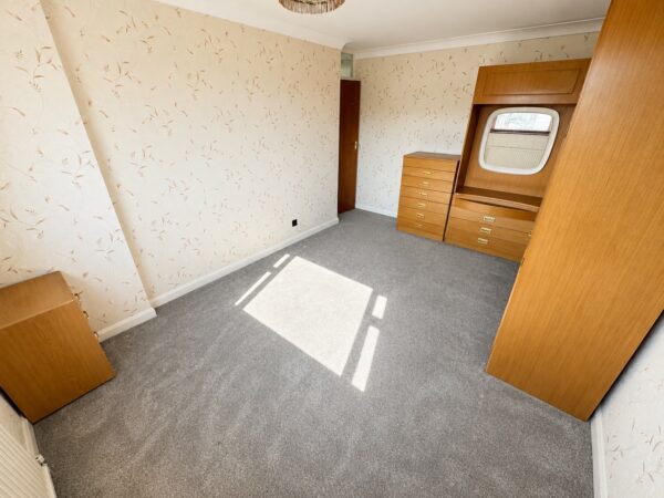 Surrey Drive, Hornchurch, RM11