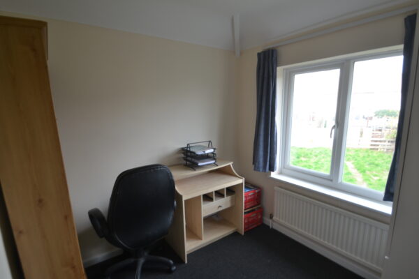 Oxlow Lane, Dagenham, RM10