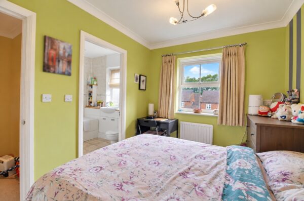 Norton Place, Ramsden Heath, CM11