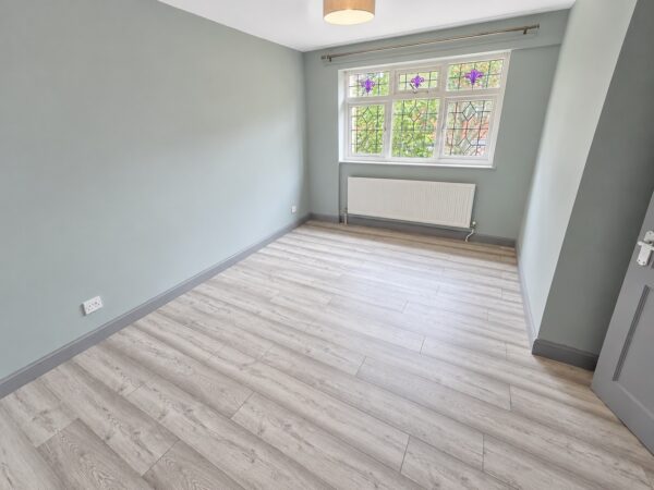 Crane Close, Dagenham, RM10