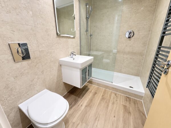 Western Gateway, Westgate Apartments, E16