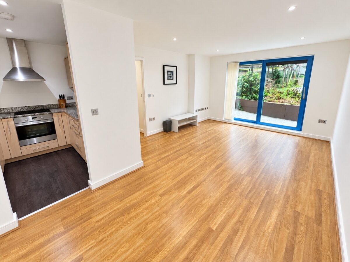 Western Gateway, Westgate Apartments, E16