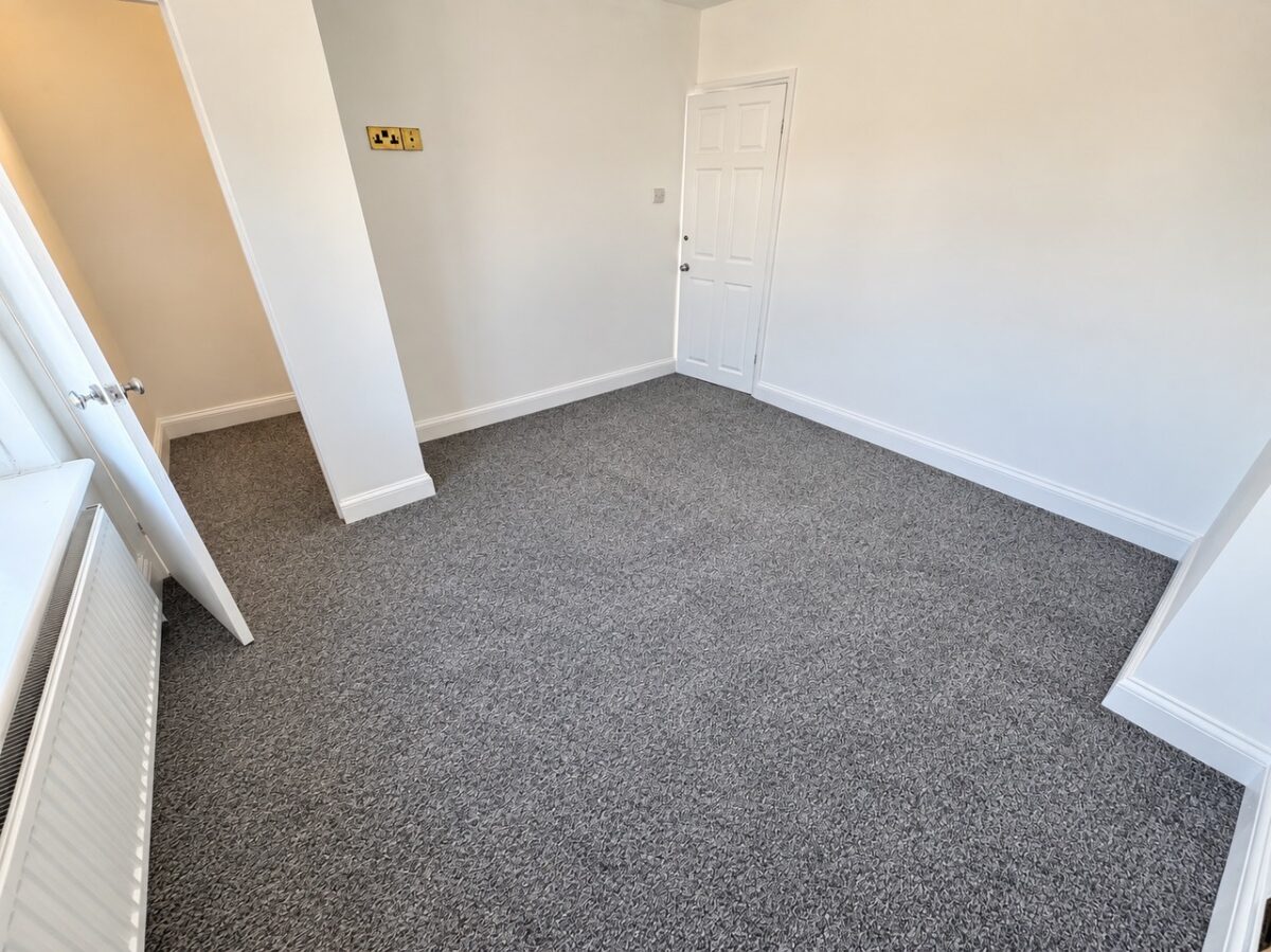 Ivyhouse Road, Dagenham, RM9