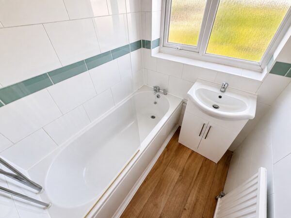 Surrey Drive, Hornchurch, RM11