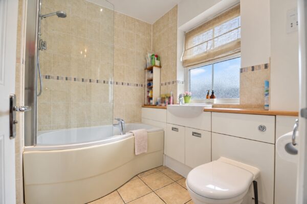Norton Place, Ramsden Heath, CM11
