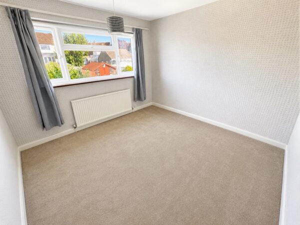 Surrey Drive, Hornchurch, RM11