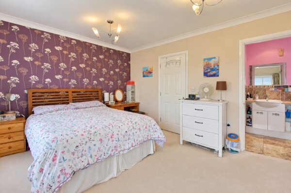 Norton Place, Ramsden Heath, CM11
