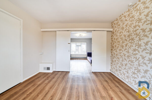 Cherry Tree Lane, Rainham, RM13