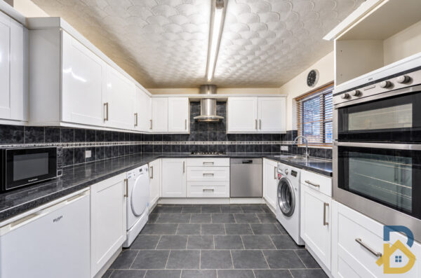 Crosby Road, Dagenham, RM10