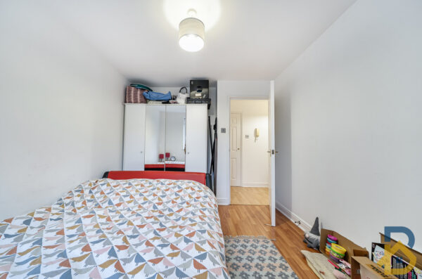 Swansea Court, London, E16