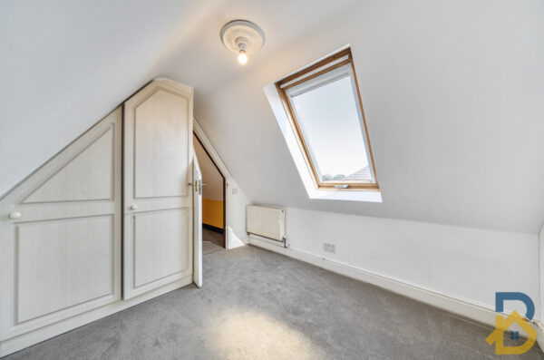 Upminster Road North, Rainham, RM13