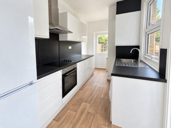 Malvern Road, Hornchurch, RM11