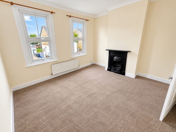 Malvern Road, Hornchurch, RM11