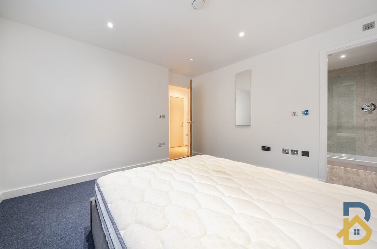 Western Gateway, Westgate Apartments, E16