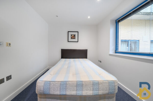 Western Gateway, Westgate Apartments, E16