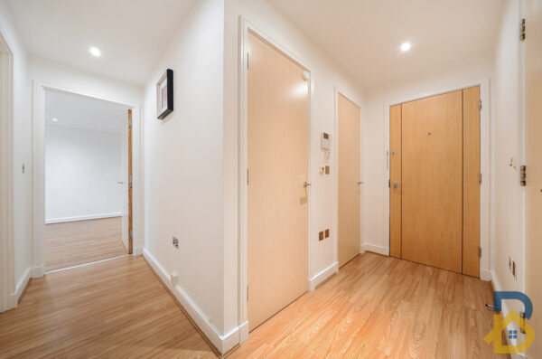Western Gateway, Westgate Apartments, E16