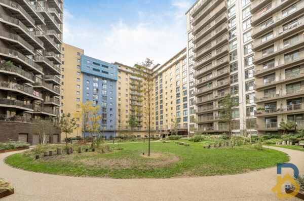 Western Gateway, Westgate Apartments, E16